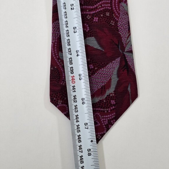 F. RVNCI Roma V. Condotti 92-93 Silk Tie Floral Hearts VTG Rare W 3.5 L 57.75 IN - Picture 9 of 16